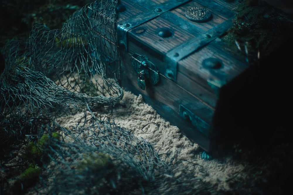 "Old Thunder" Ahabs Sea Chest