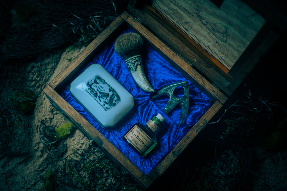 "Old Thunder" Ahabs Sea Chest